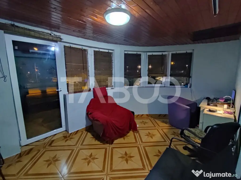 Casa cu spatii comerciale de vanzare in Sibiu Lacul Binder 