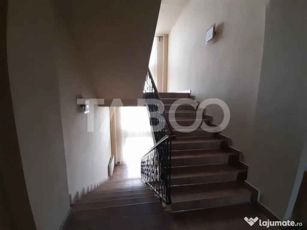 Spatiu comercial de 2760 mp de vanzare in Turnisor Sibiu Com 