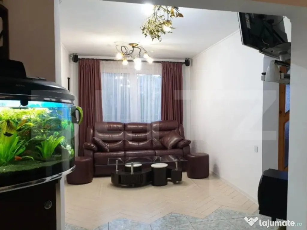 De vanzare apartament 4 camere (cartier Tractorul)