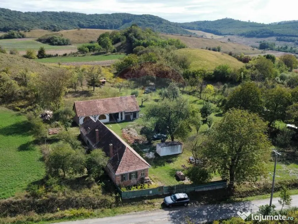 Proprietate în mijlocul naturii – 8514 mp teren și ș... 