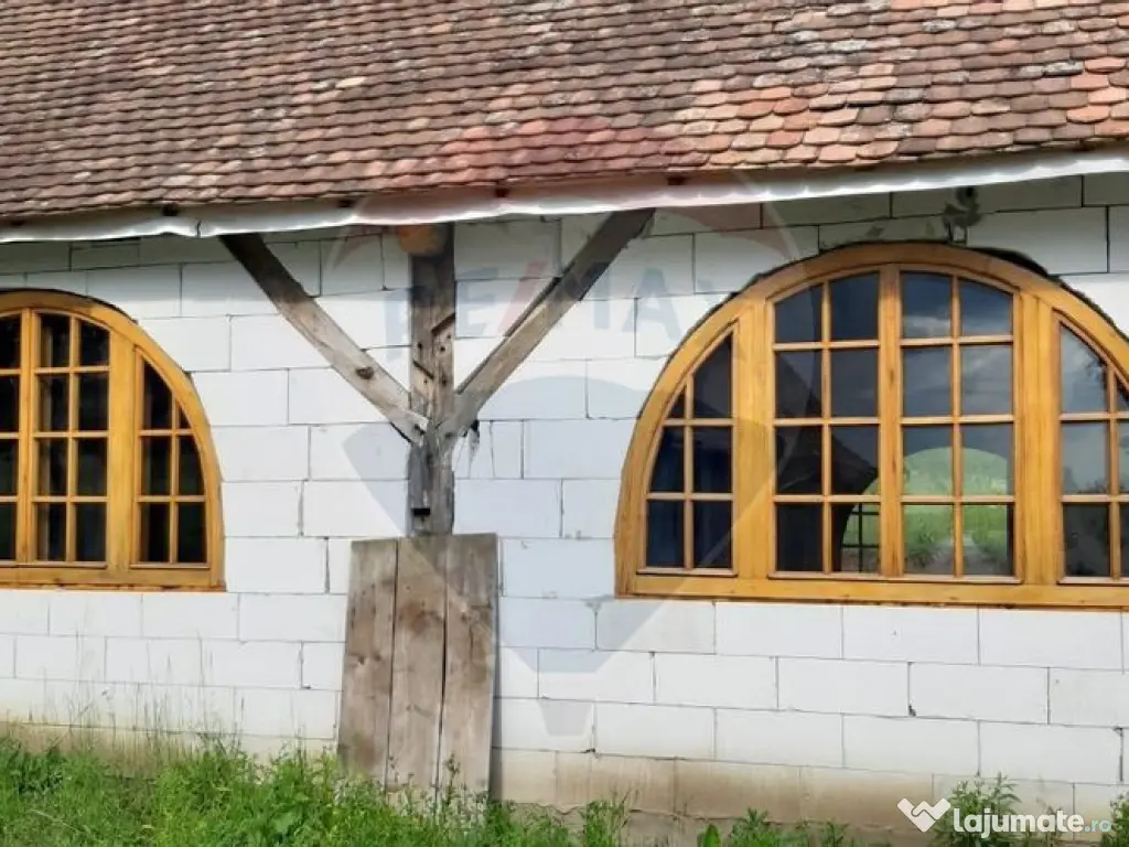 Proprietate în mijlocul naturii – 8514 mp teren și ș... 