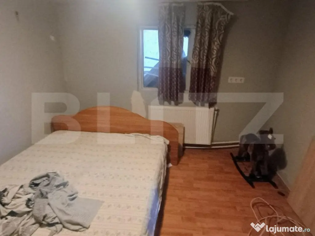 Casa batraneasca renovata, 2 camere, 45 mp, in Bucov, Chitor