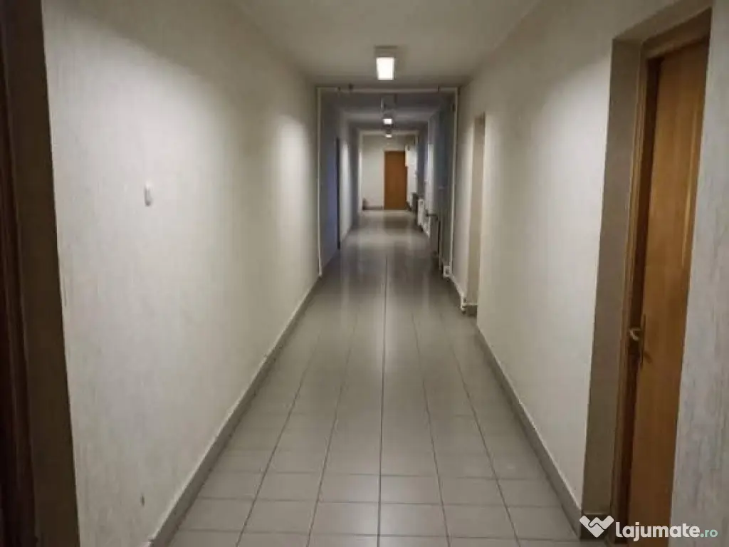 De vânzare clãdire administrativa în Sfântu Gheorghe 