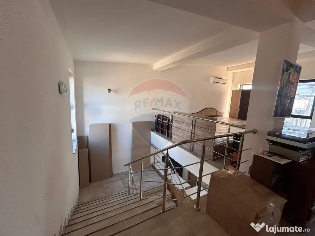 Spațiu comercial de 222 mp de închiriat în Bals 