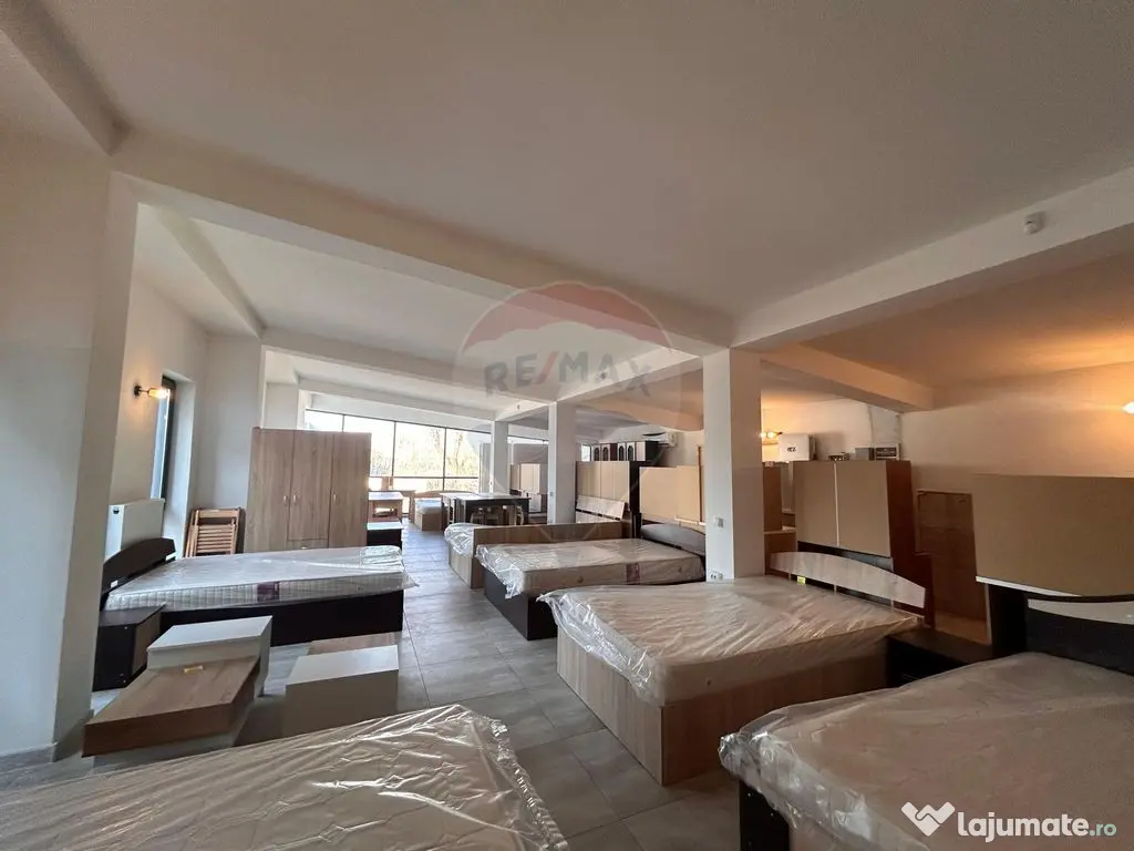 Spațiu comercial de 222 mp de închiriat în Bals 