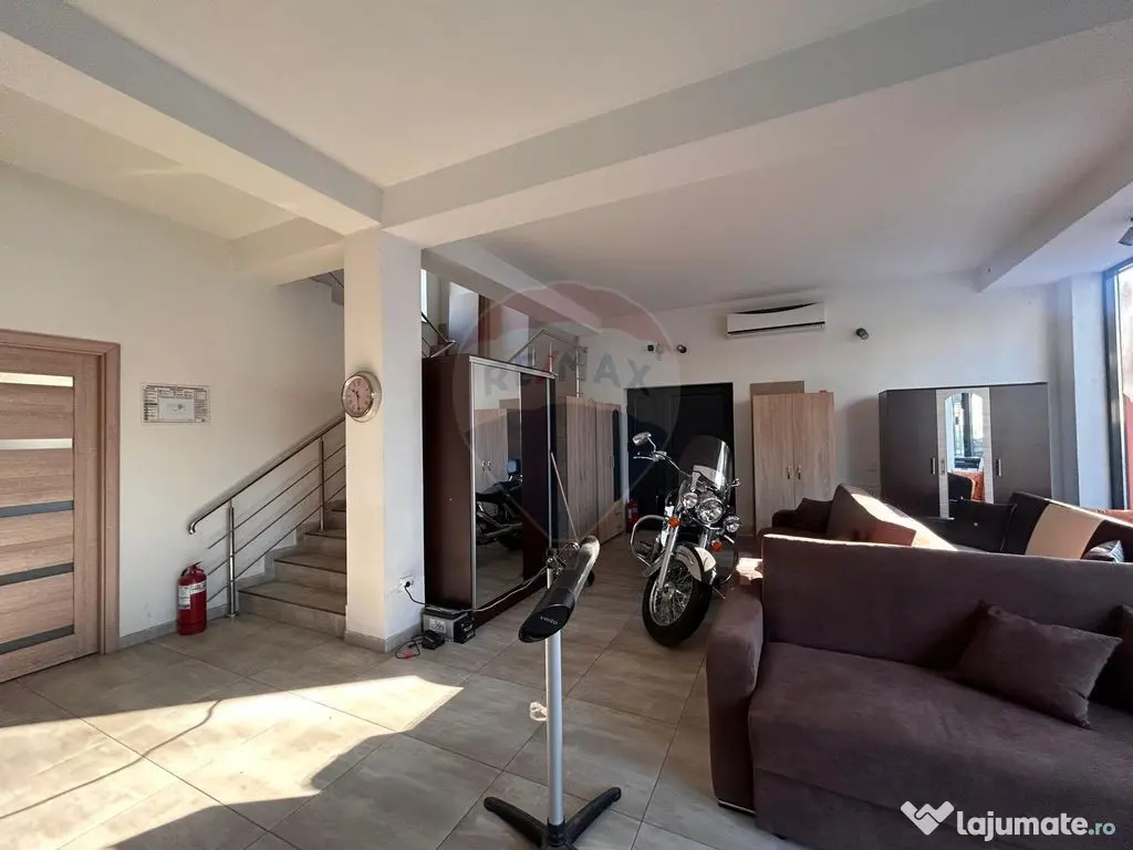 Spațiu comercial de 222 mp de închiriat în Bals 