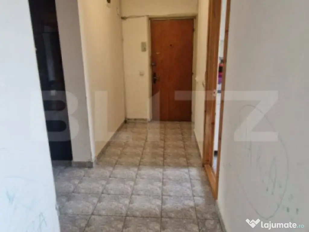 Apartament de vanzare, cu 4 camere, 91 mp, zona-Astra 