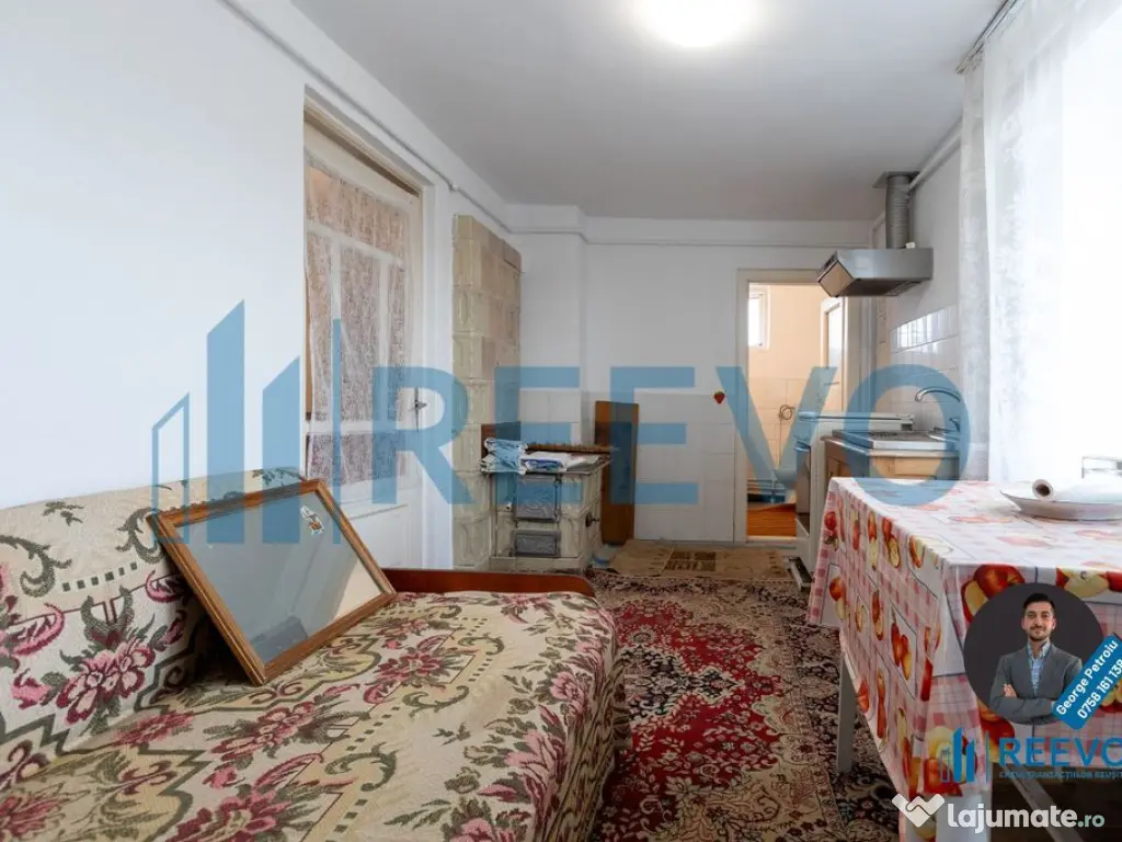 Casă de vânzare Buhuși, Str. Orbic 