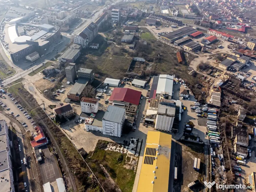 Platforma industriala 3552 mp hale beton si 9883 mp teren 