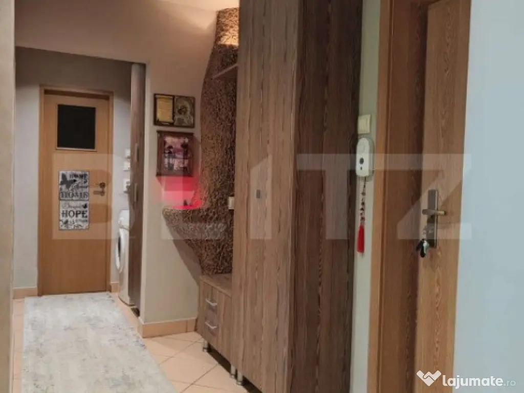 Apartament cu 2 camere si garaj, zona Mihai Eminescu