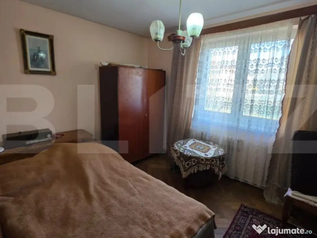 Apartament de vanzare, 4 camere, 84 mp, etaj 1 zona Big