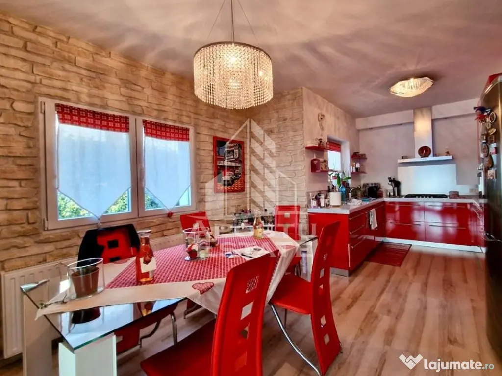 Vila cu terasa si piscina in Zadareni 