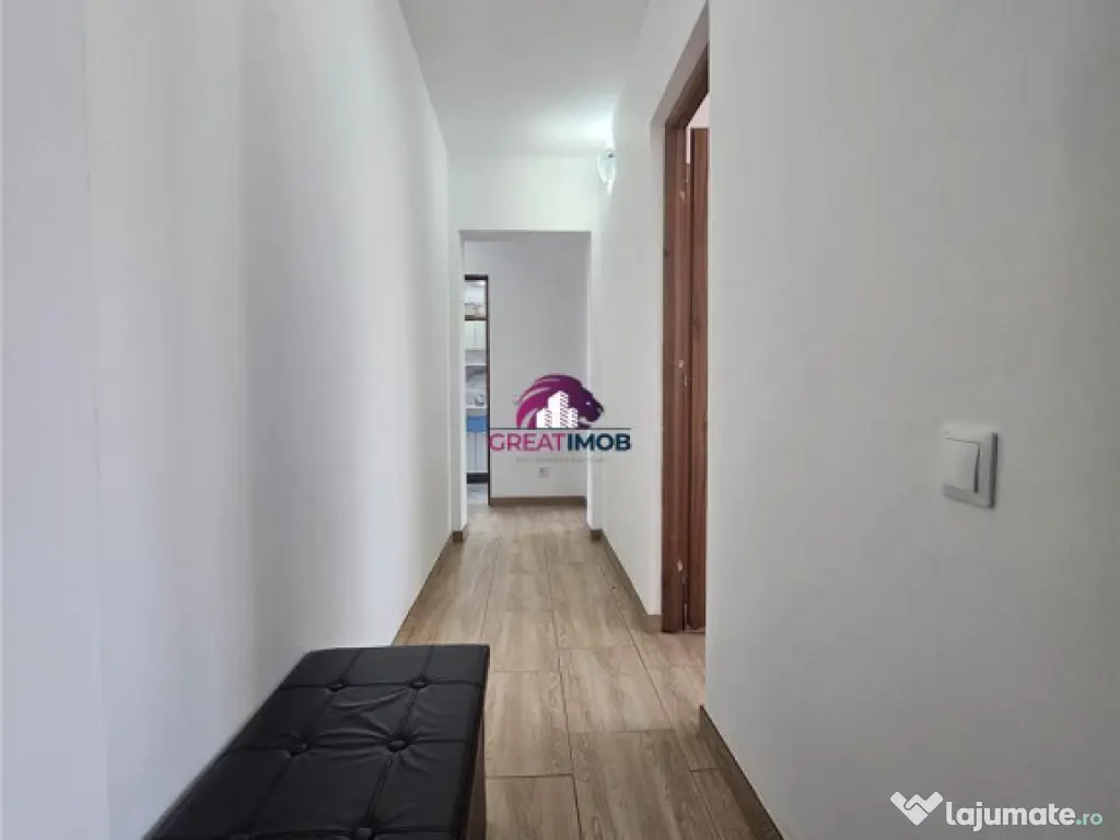 1 camera dintr-un apartament cu 3 camere.