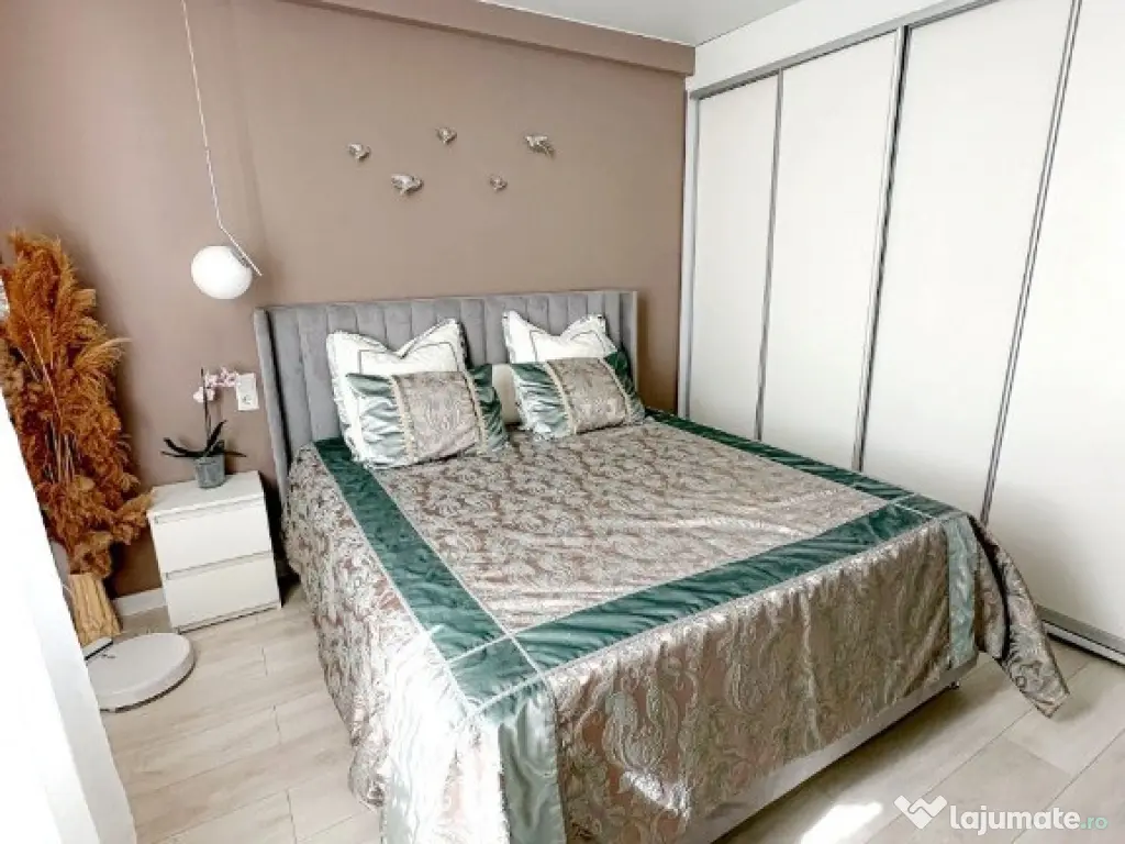 De vanzare 3 camere pe Calea Bucuresti 