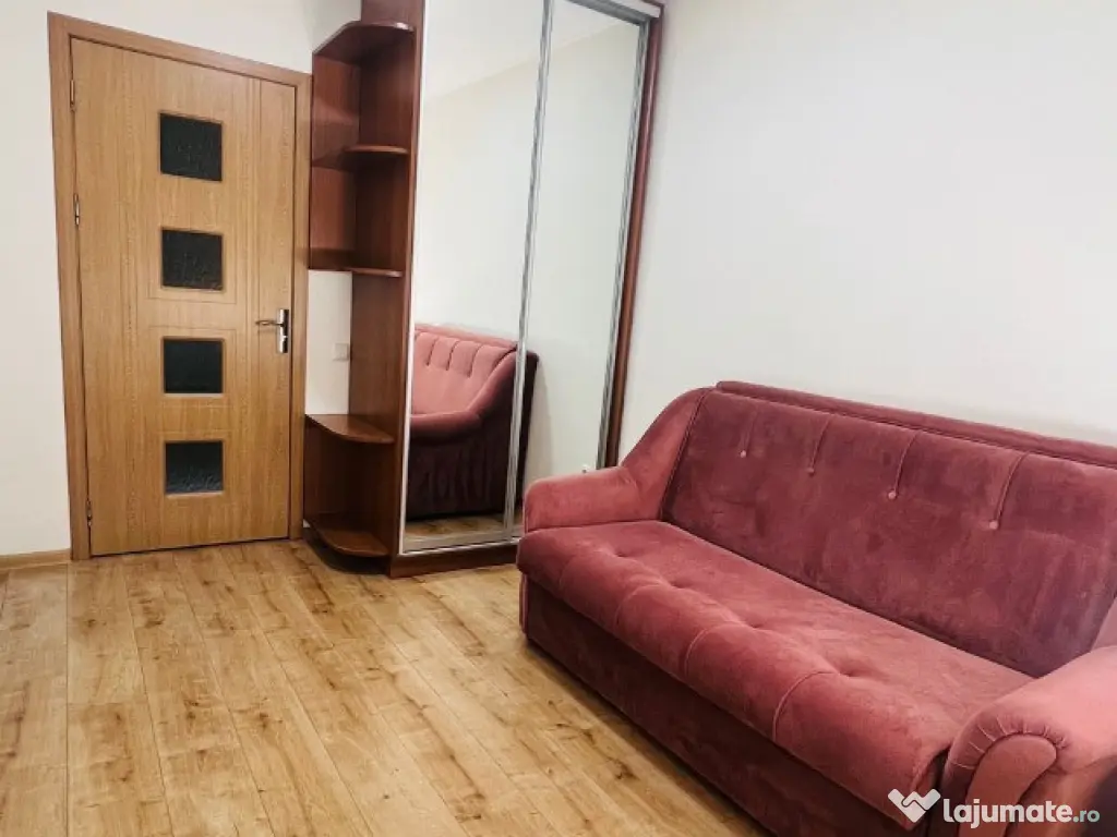 Va propunem spre inchiriere un apartament situat in zona Carfil