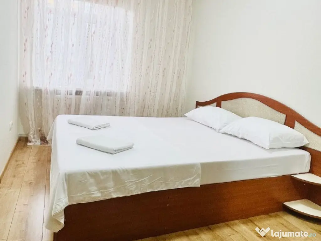 Va propunem spre inchiriere un apartament situat in zona Carfil