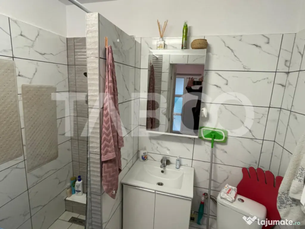 Casa cu curte de vanzare mobilata si renovata - mutare ime