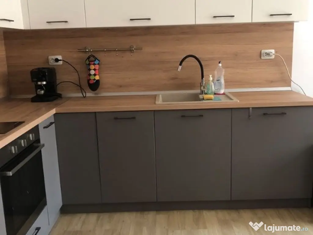 Se inchiriaza apartament cu o camera