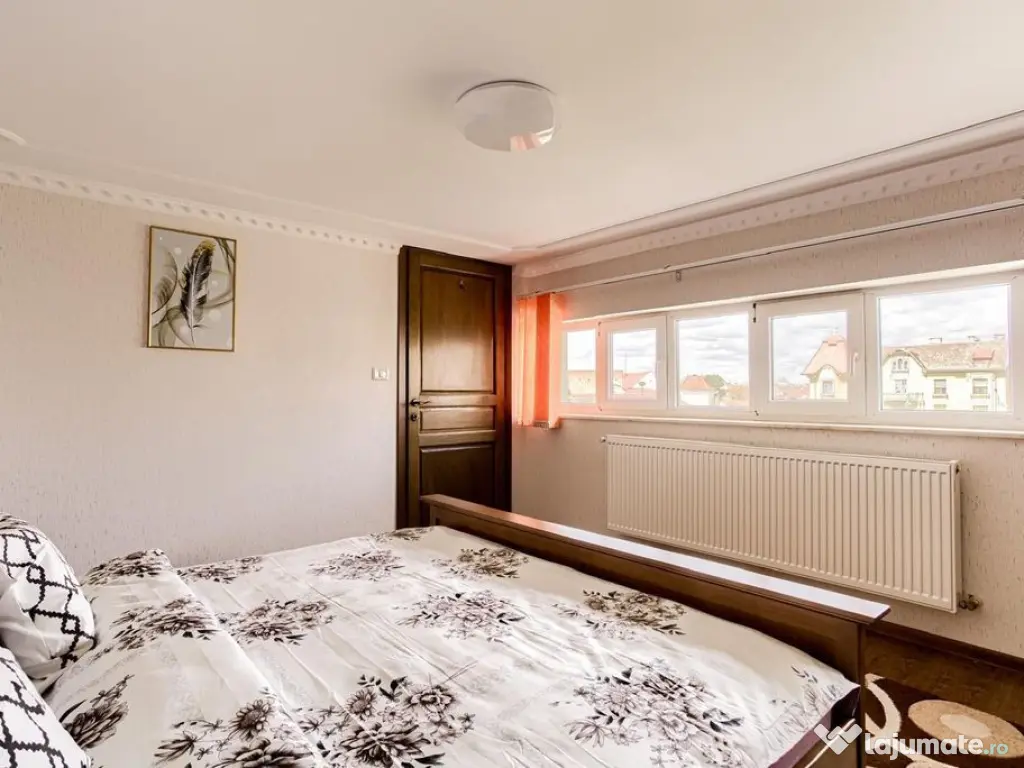 Apartament 3 camere zona Romanilor 