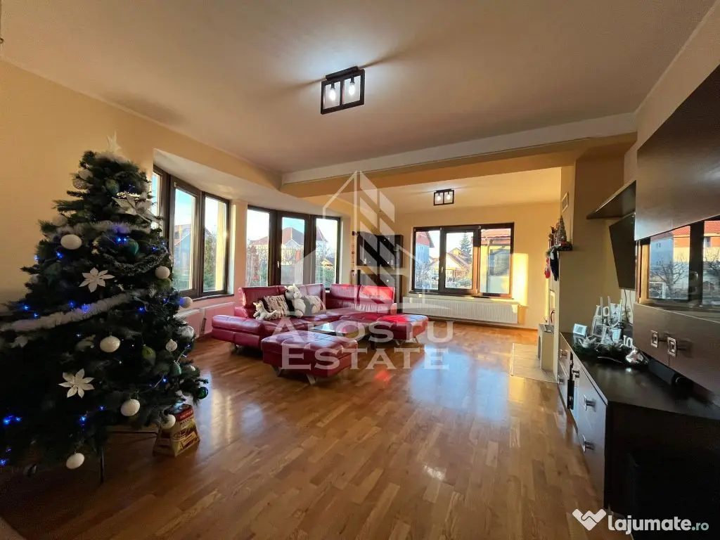 Casa individuala cu 6 camere,3 bai, garaj, teren 1362 mp