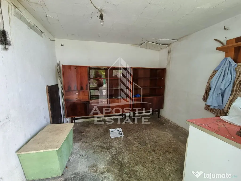 Casa individuala cu 3 camere in Calea Sagului, cu curte s...