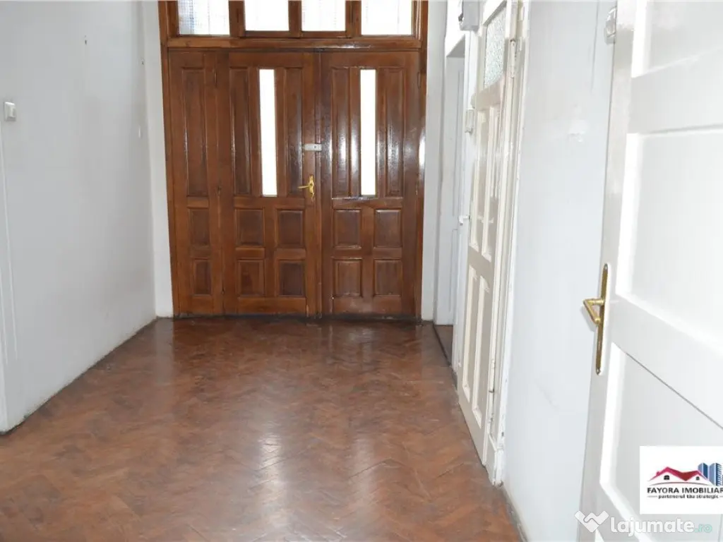 Spatiu Comercial de Inchiriat Zona Semicentrala