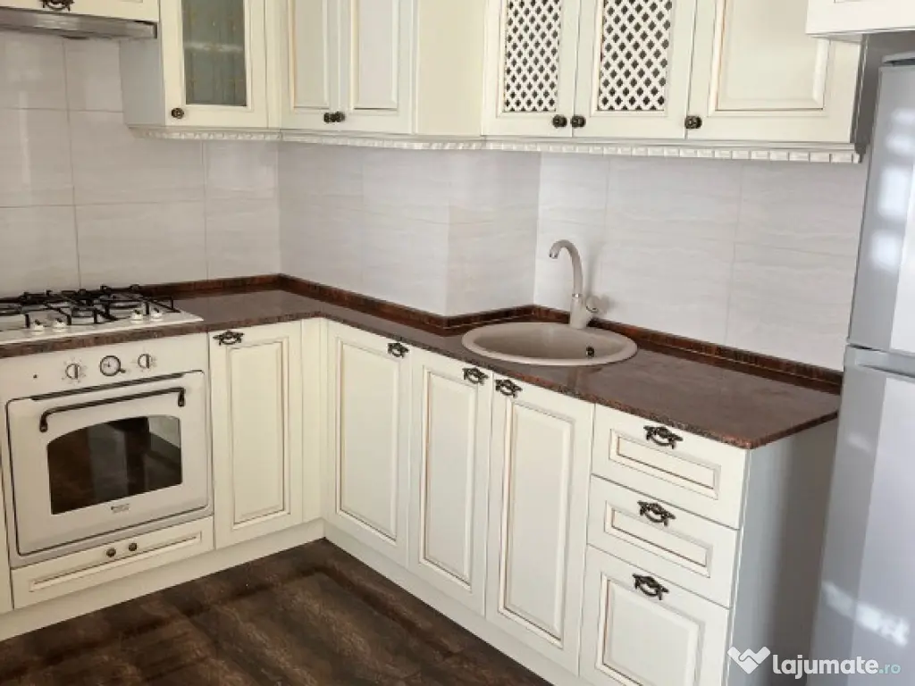 Garsoniera de inchiriat