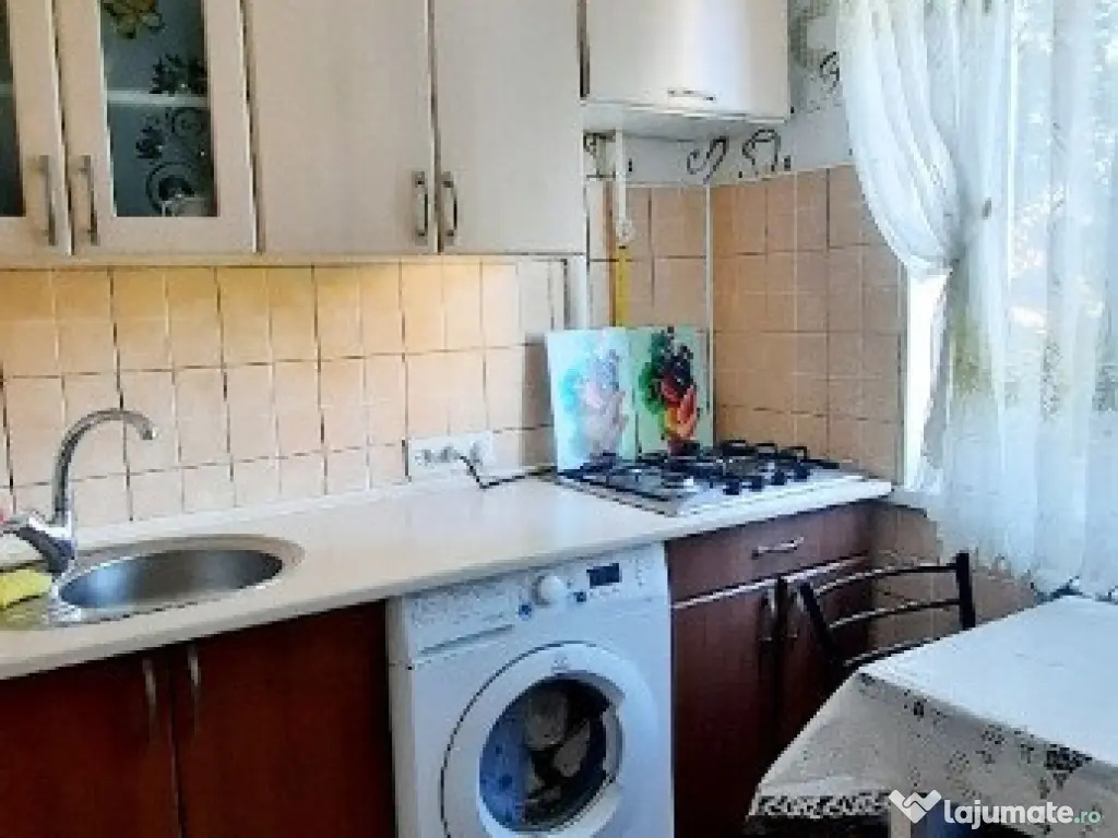 Garsoniera de vanzare 