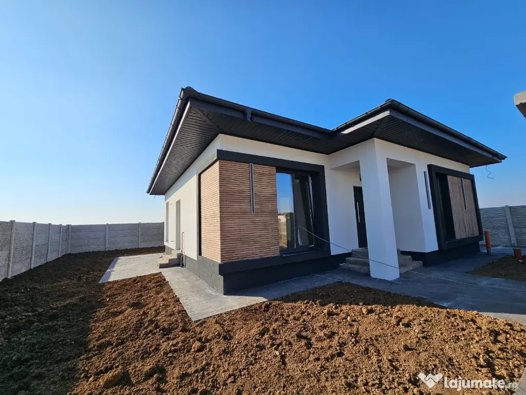 Casa parter 4 camere /Com.Berceni 