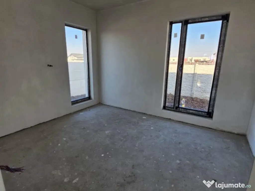 Casa parter 4 camere /Com.Berceni 