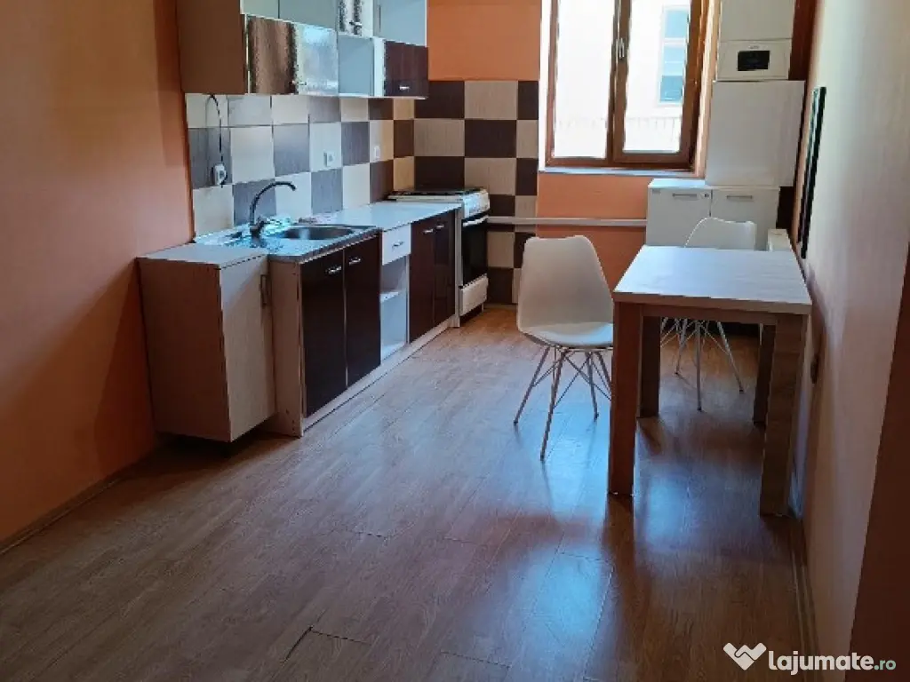 Apartament 1 camera ,et 1, Pietonal