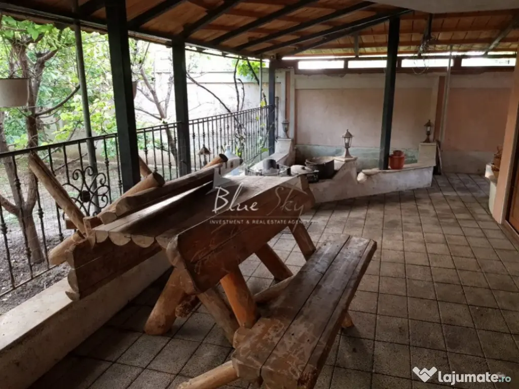 VILA KM 5 P+1+M ,TEREN 1000MP 