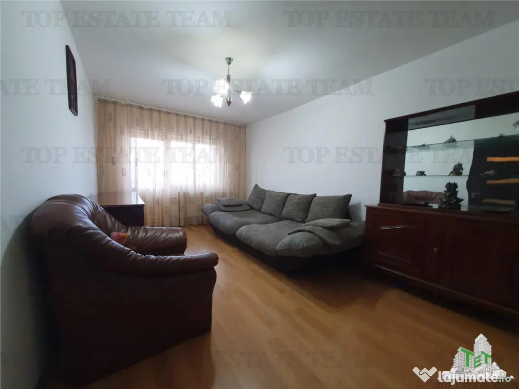 Apartament 4 Camere bloc Petromar in zona Gara Constanta 