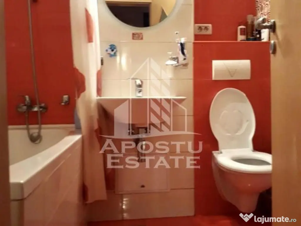 Apartament 2 camere , decomandat, zona Circumvalatiunii 