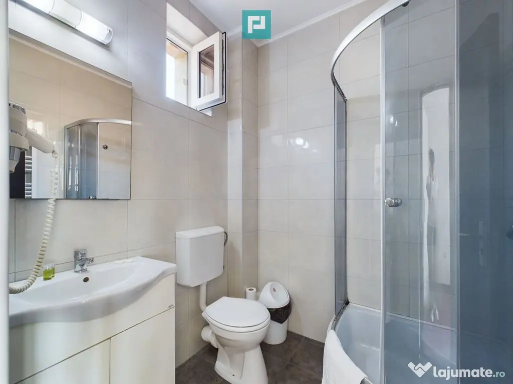 Afacere la Cheie - Hotel 3 Stele în Mamaia Nord 