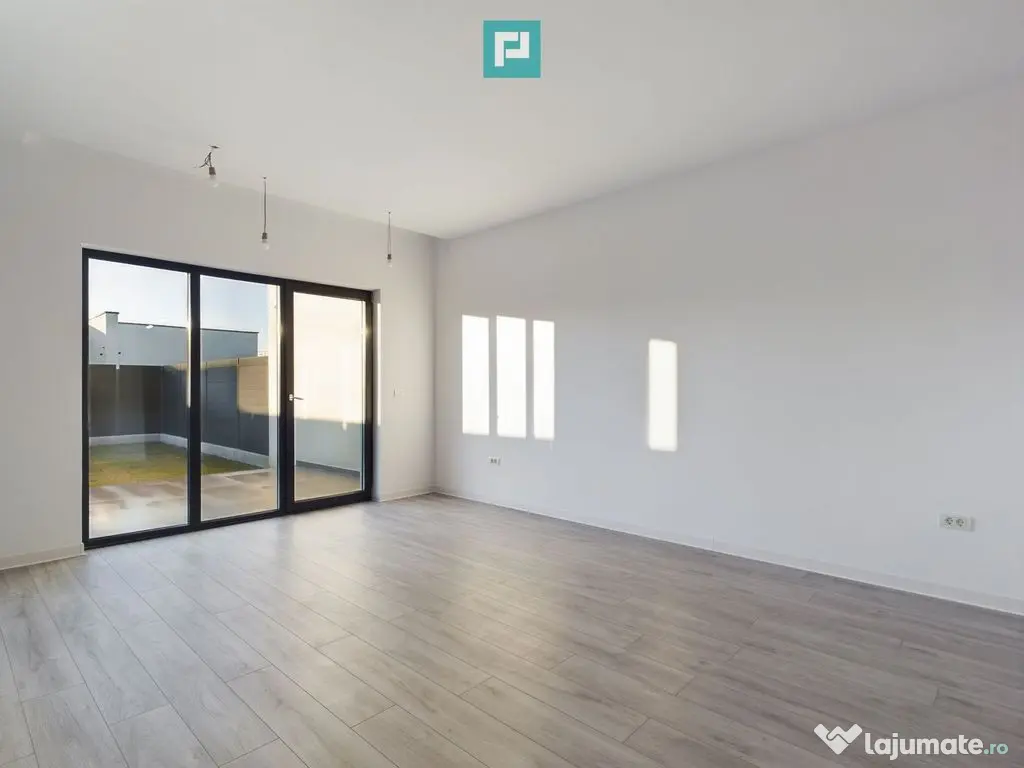 Duplex modern, pe parter, amplasat într-o zonă liniști...