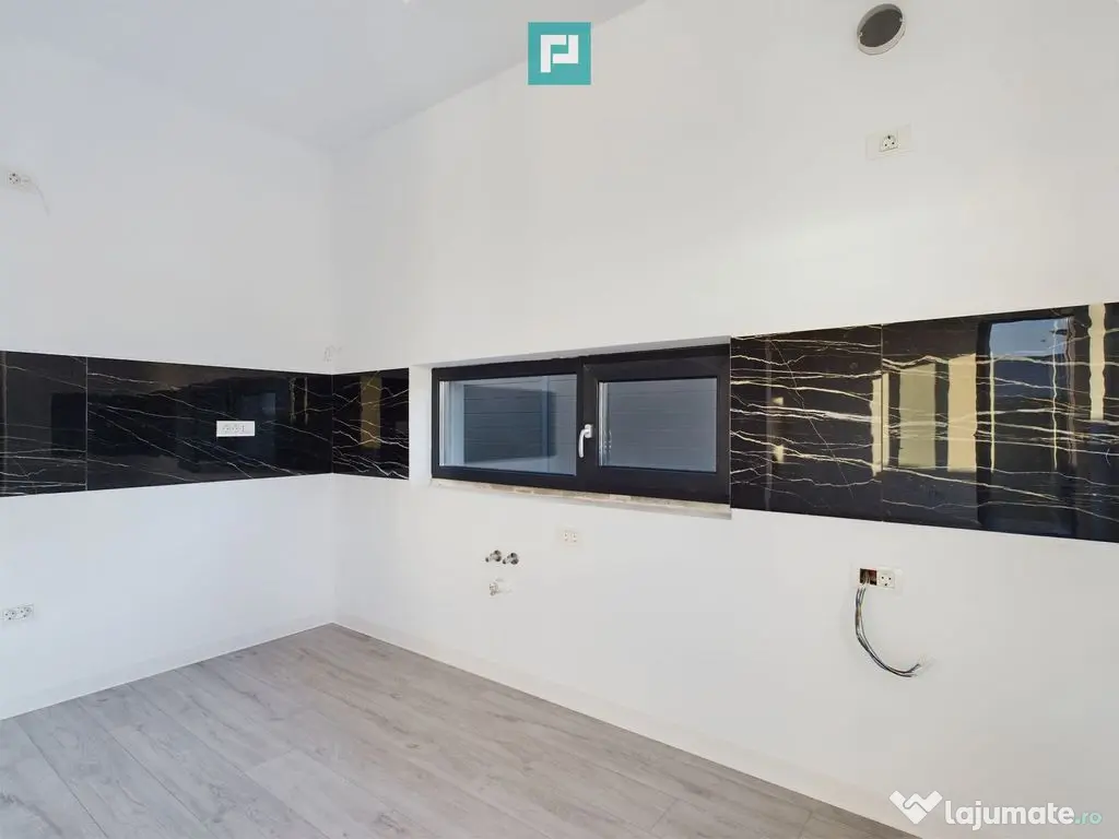 Duplex modern, pe parter, amplasat într-o zonă liniști...