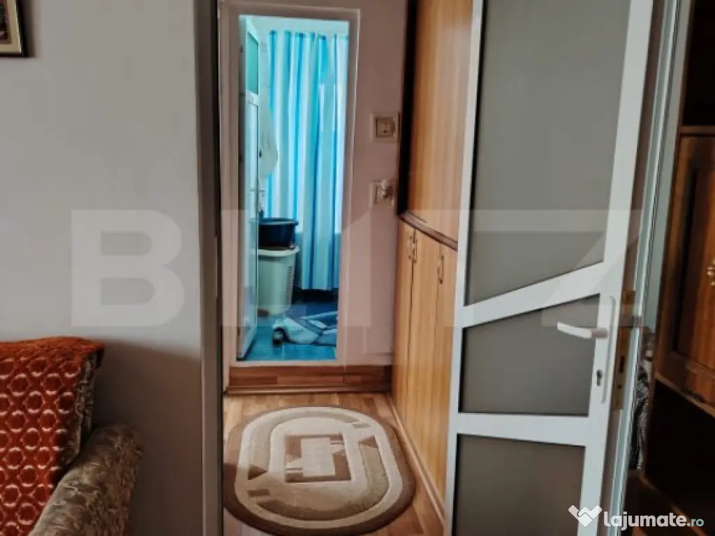 Apartament de vanzare, cu 2 camere, 47 mp, zona Radu Popescu