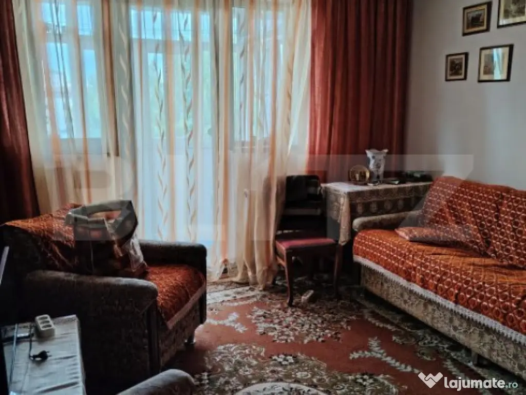 Apartament de vanzare, cu 2 camere, 47 mp, zona Radu Popescu