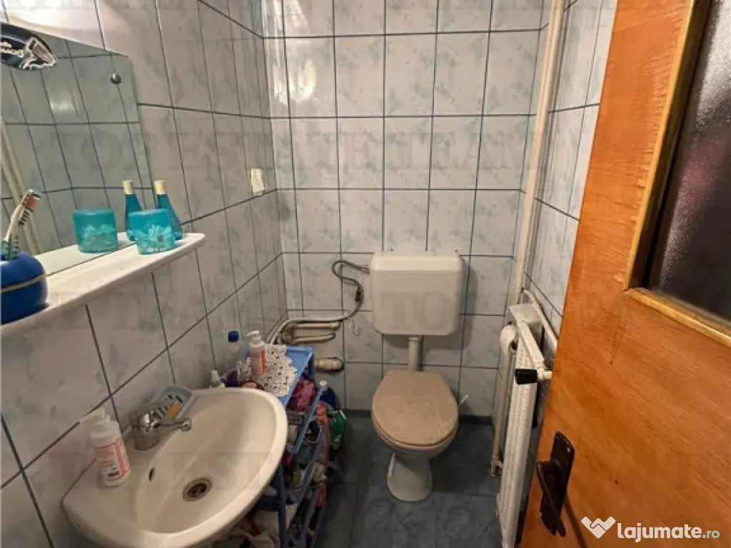 Apartament 3 camere de langa metrou zona Aviatiei Bucuresti 