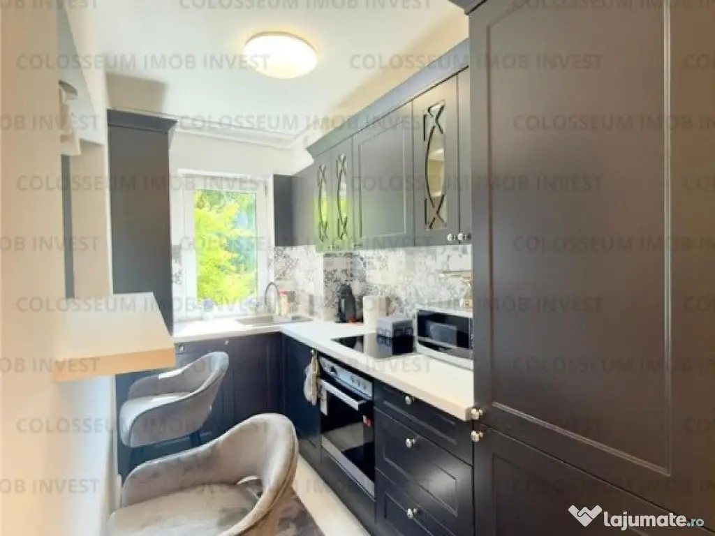 Apartament 3 camere - zona Centru Civic , Harmanului 