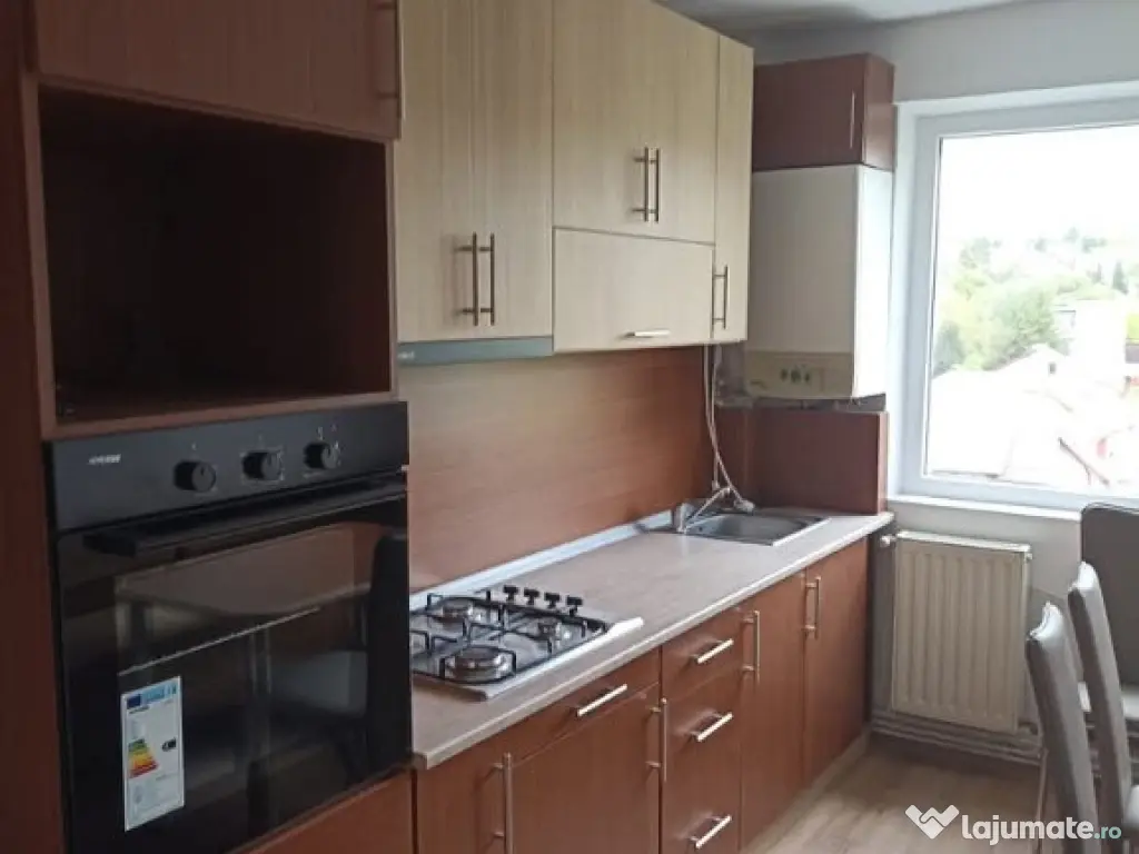 De vânzare apartament cu 2 camere în Sfântu Gheorghe