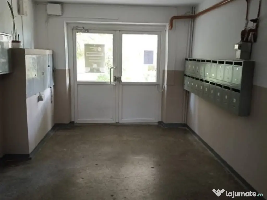 De vânzare apartament cu 2 camere în Sfântu Gheorghe