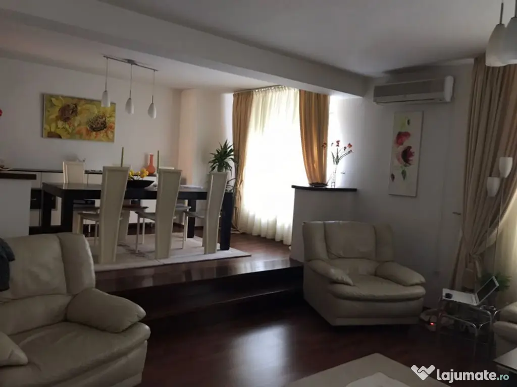 Vila Pipera D+P+1+M, 2004