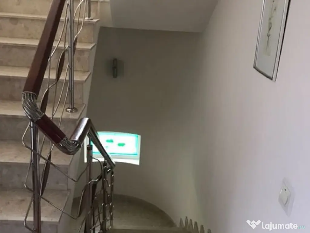 Vila Pipera D+P+1+M, 2004