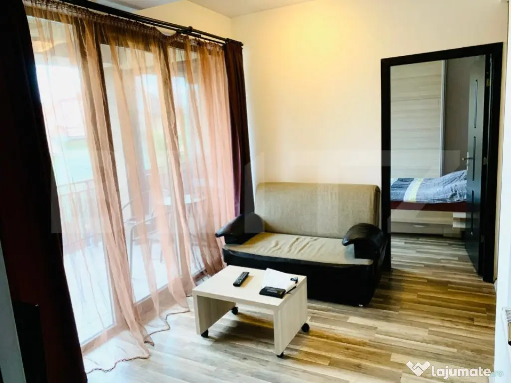 Apartament de vanzare, cu 2 camere, 54 mp, zona Cuza Voda