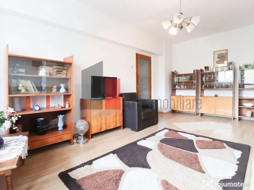 Apartamentul "APRECIADO" , Brancoveanu-Metrou, SUPERPOZITIE