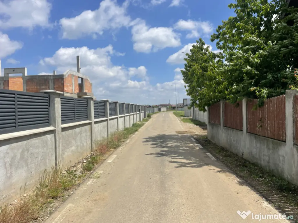 Domnești, Str Teiului, teren 1500mp, 40ml deschidere, utili 