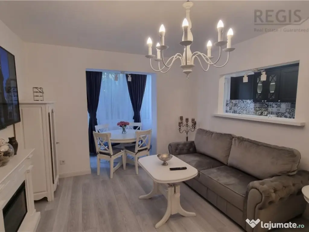 Apartament de 3 camere zona Centrul Civic 