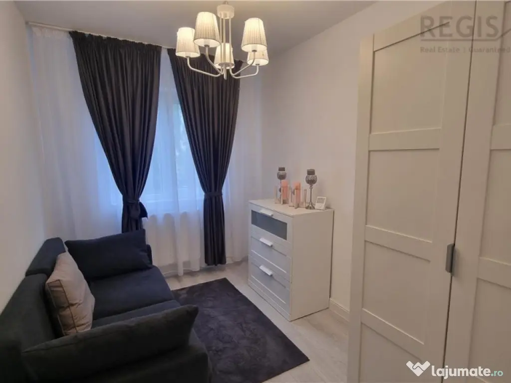 Apartament de 3 camere zona Centrul Civic 